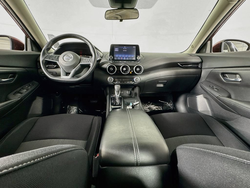 Used 2020 Nissan Sentra SV FWD image 11