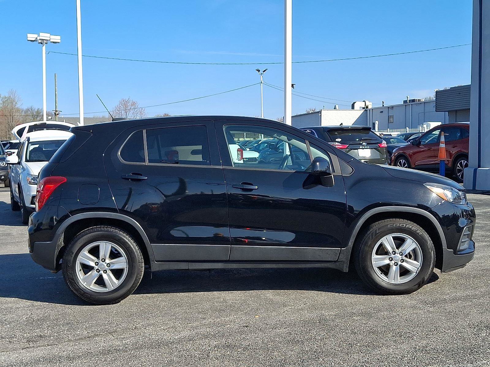 Used 2019 Chevrolet Trax LS w/ Tint and Cruise Package image 7