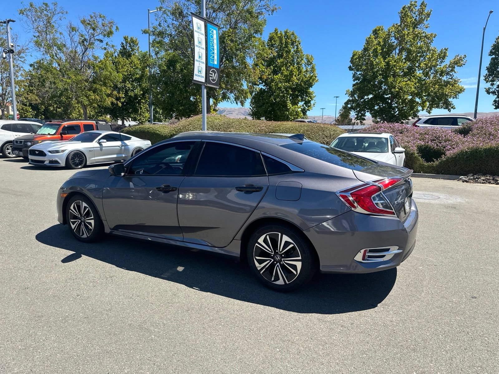 Used 2017 Honda Civic EX-T image 5