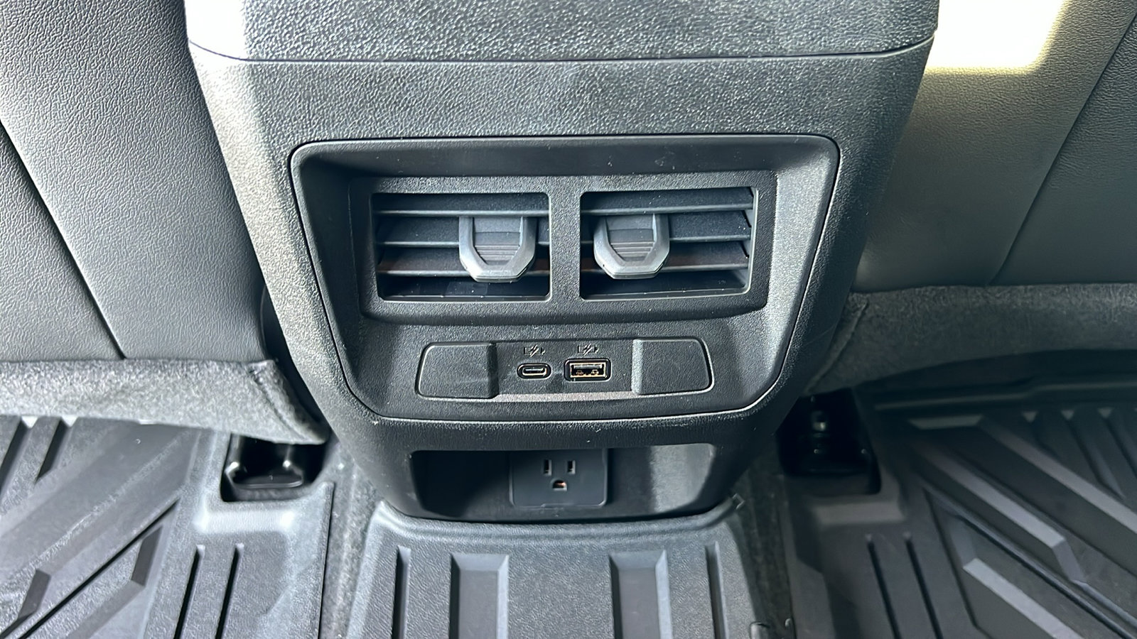 New 2026 Chevrolet Colorado ZR2 w/ ZR2 Bison Edition image 16