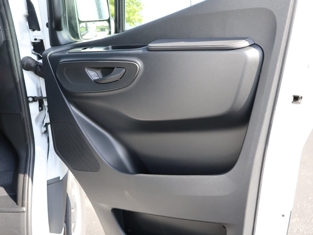 New 2026 Mercedes-Benz Sprinter 2500 image 11