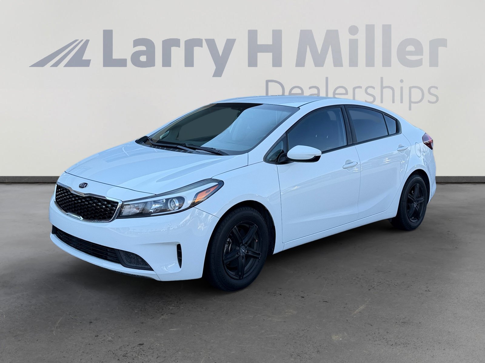 Used 2017 Kia Forte LX FWD image 1
