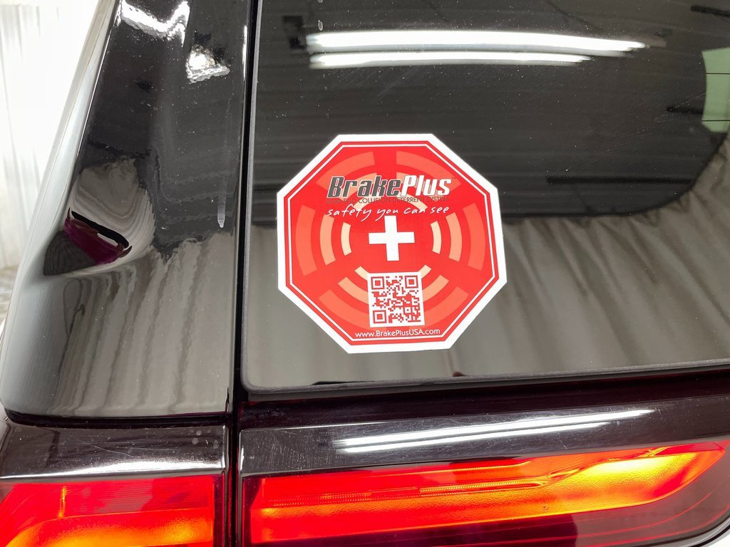 Used 2023 GMC Yukon XL AT4 w/ Max Trailering Package image 18