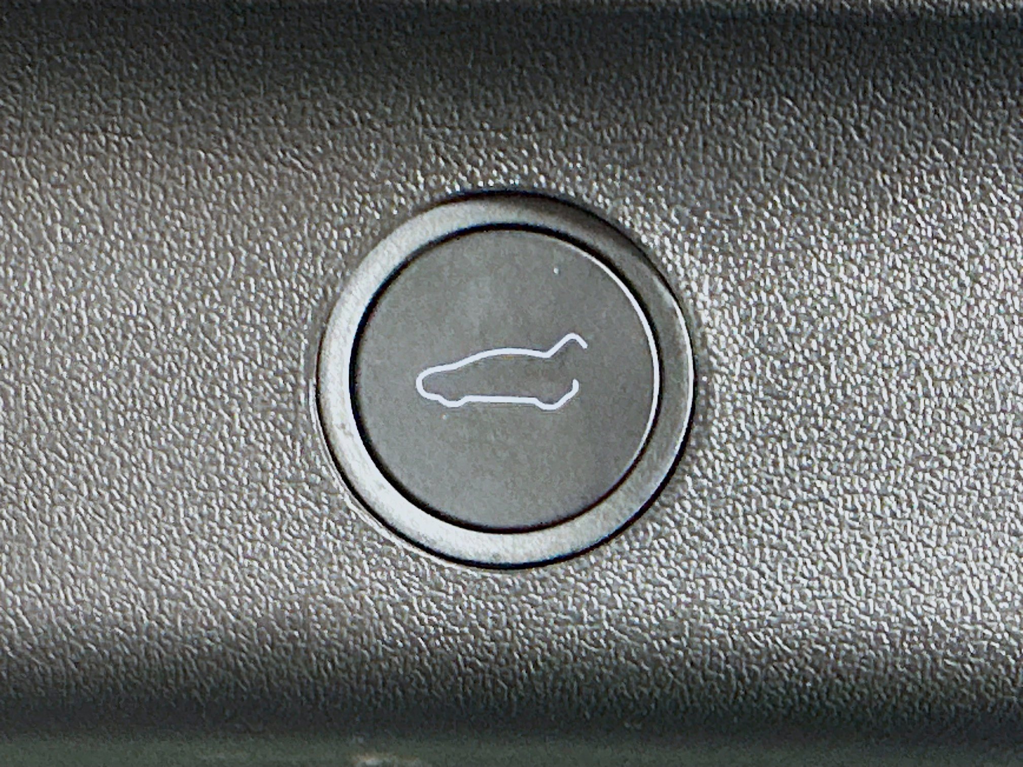 Used 2024 Tesla Model Y Long Range image 28