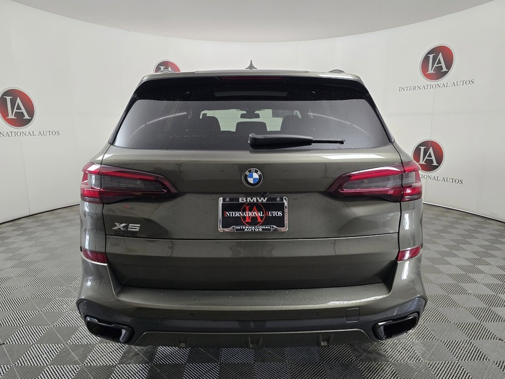 Used 2022 BMW X5 xDrive40i w/ M Sport Package image 8