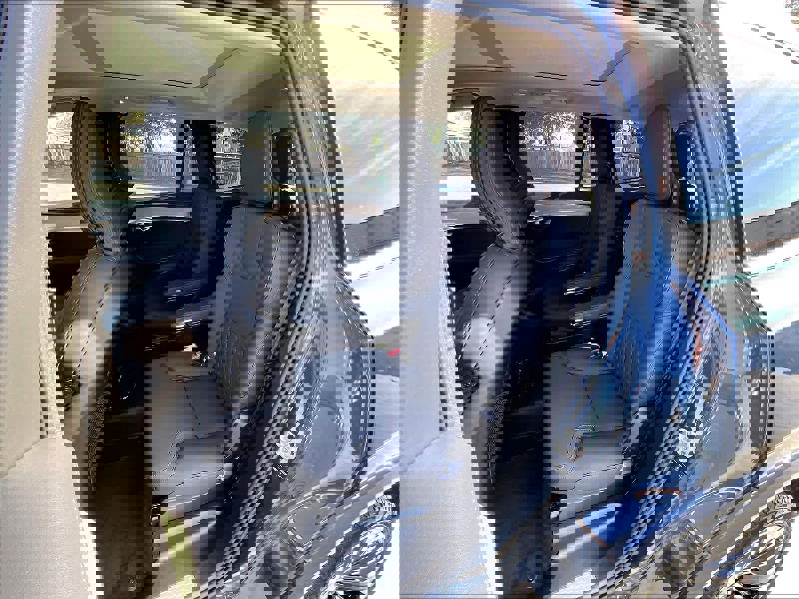 Used 2026 Volvo XC90 B6 Plus w/ Protection Package image 29