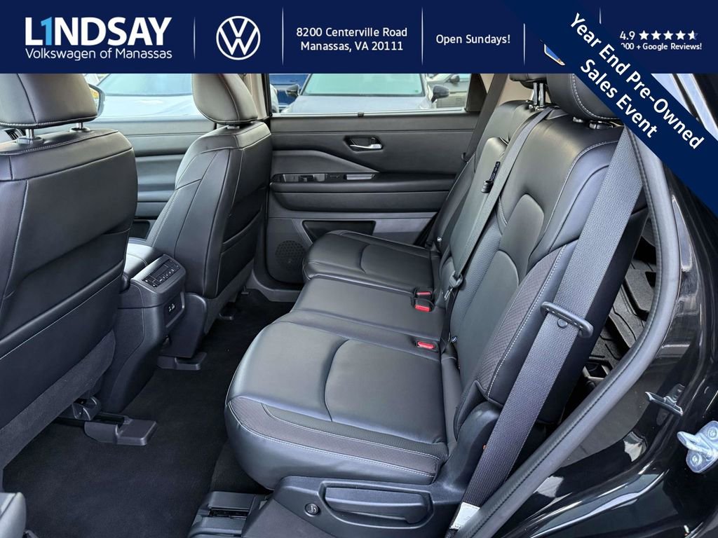 Used 2022 Nissan Pathfinder SL image 14