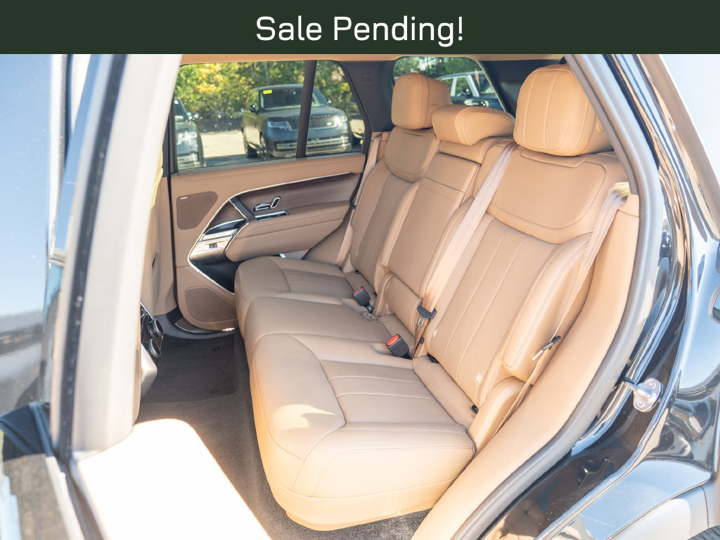 Used 2023 Land Rover Range Rover SE AWD/4WD image 33