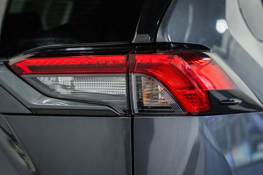 Used 2025 Toyota RAV4 XLE image 6