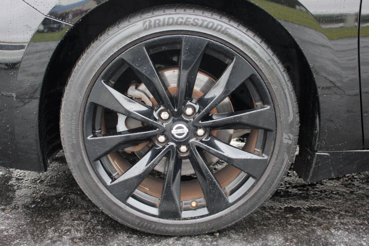 Used 2017 Nissan Maxima SR w/ Midnight Edition FWD image 51