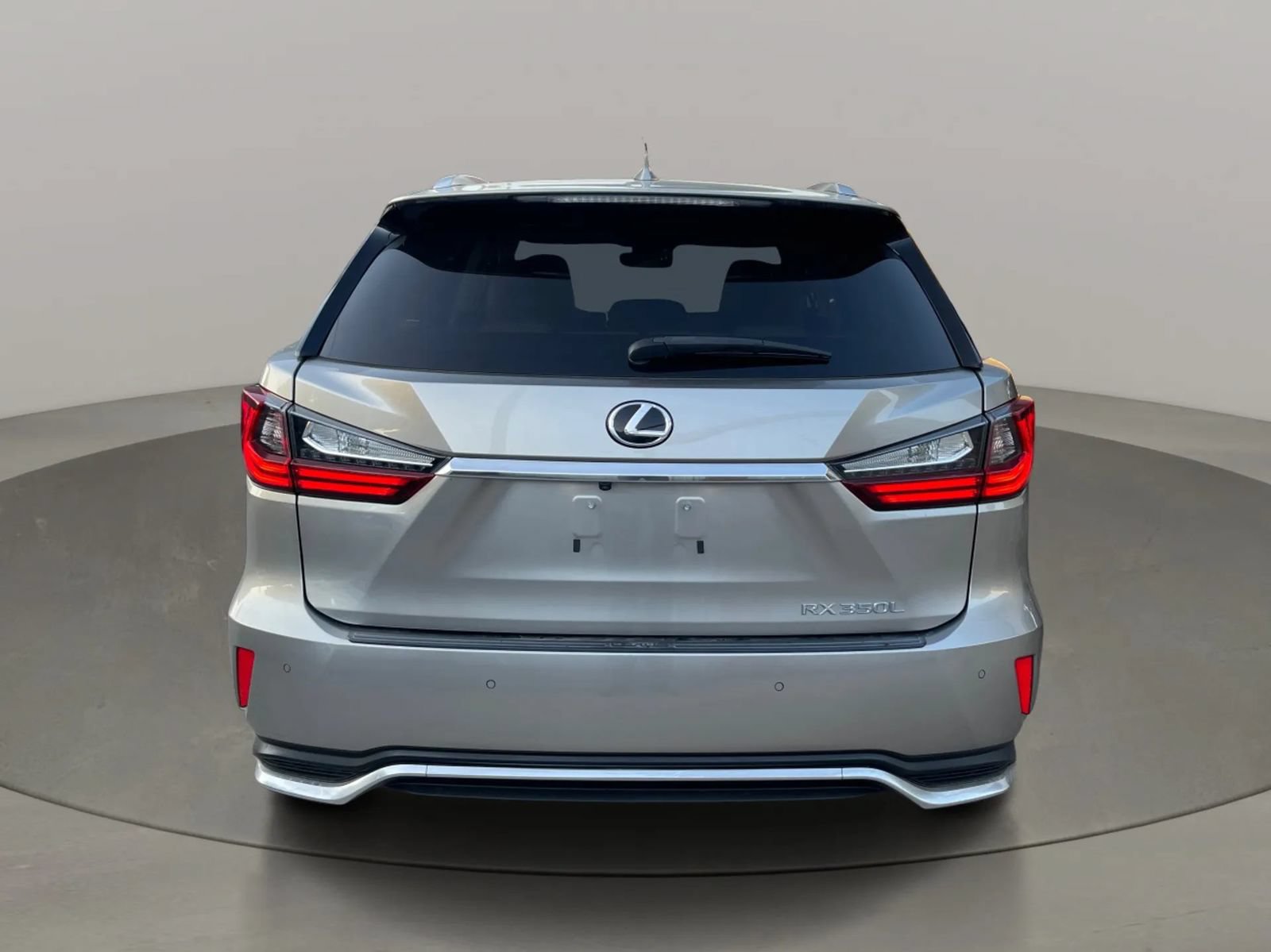 Used 2021 Lexus RX 350L FWD w/ Premium Package image 4
