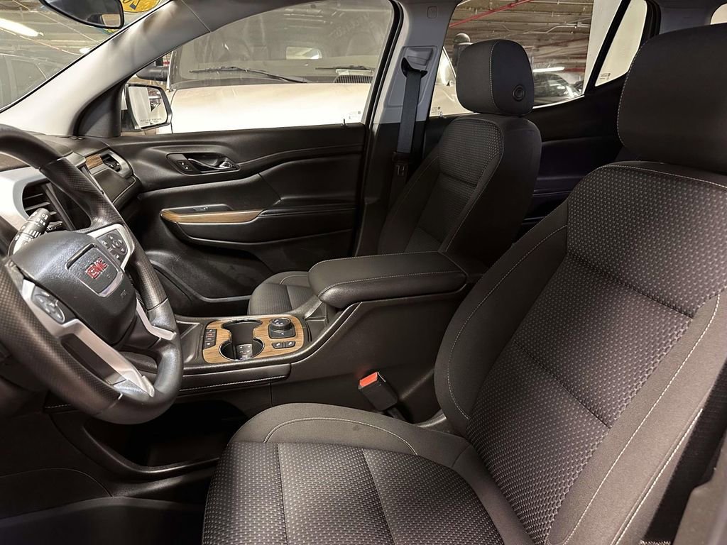 Used 2023 GMC Acadia SLE w/ Driver Convenience Package AWD/4WD image 13