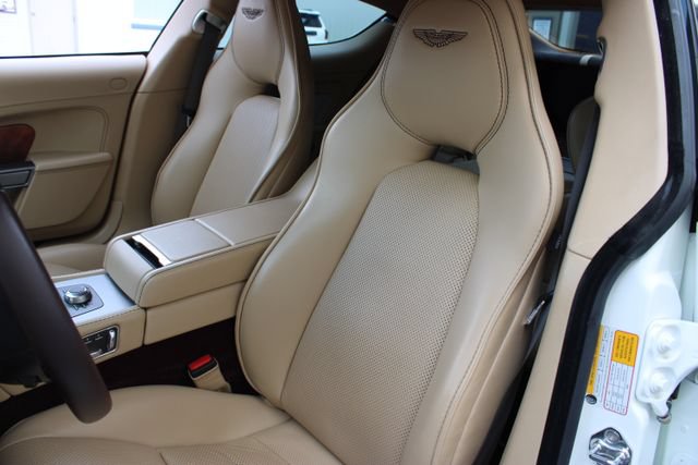 Used 2012 Aston Martin Rapide RWD image 9