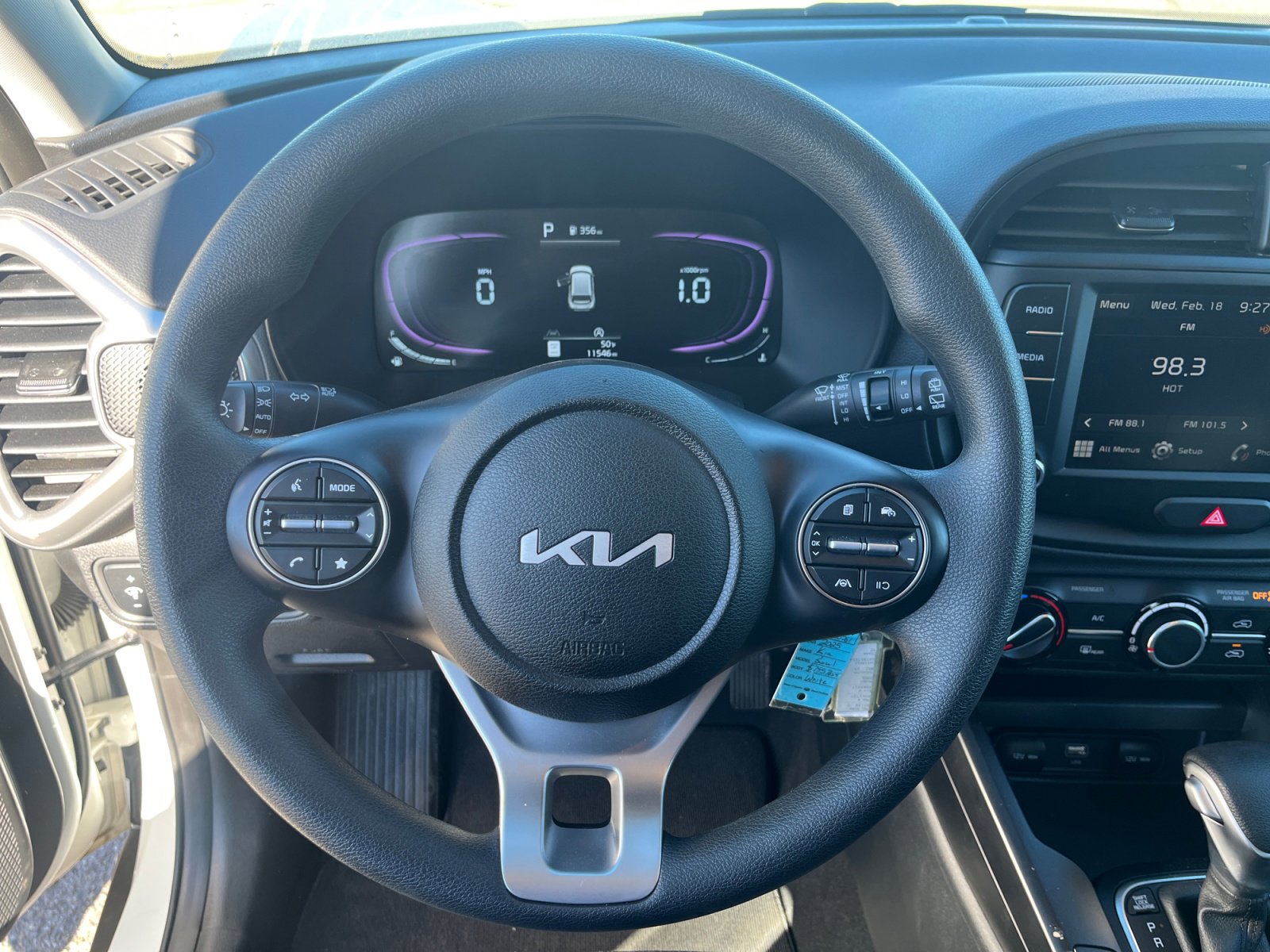 Used 2025 Kia Soul LX image 9
