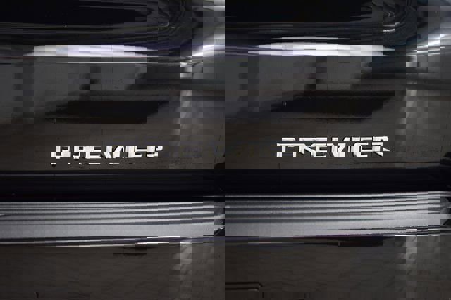 New 2026 Chevrolet Suburban Premier image 22