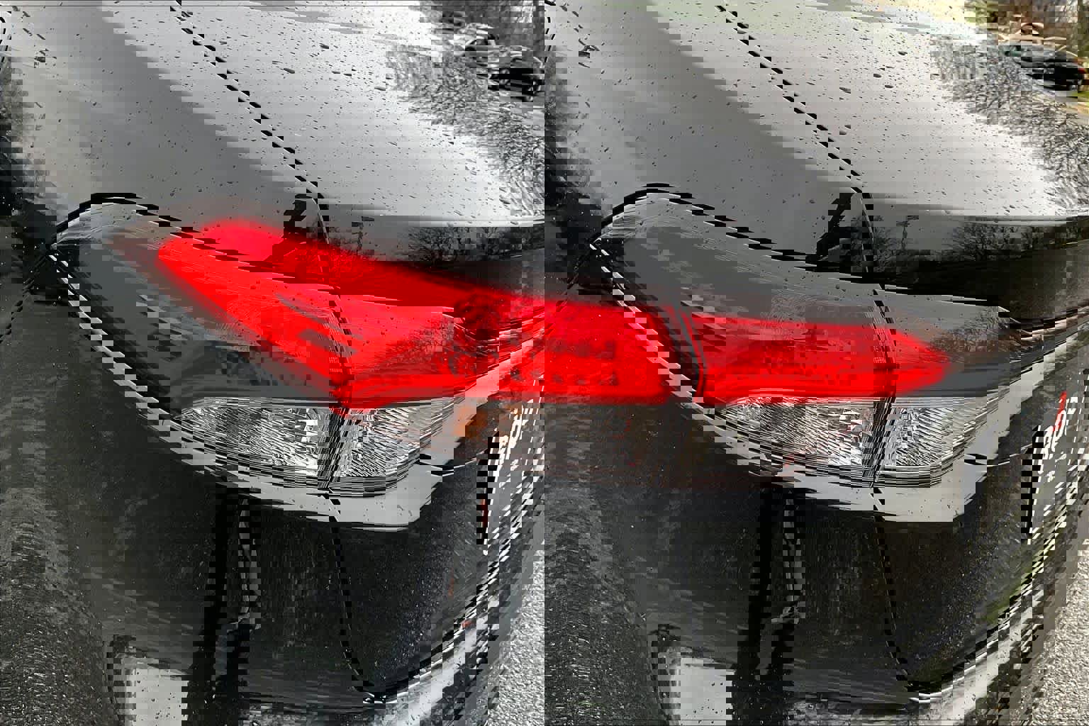 Used 2022 Toyota Corolla LE image 28