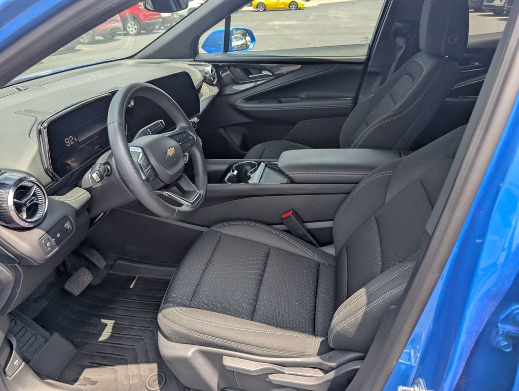 New 2025 Chevrolet Blazer EV LT AWD/4WD image 13