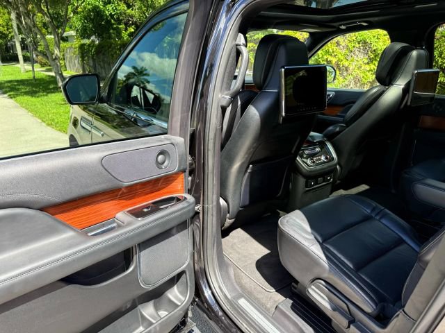 Used 2019 Lincoln Navigator L Reserve w/ Cargo Package image 12