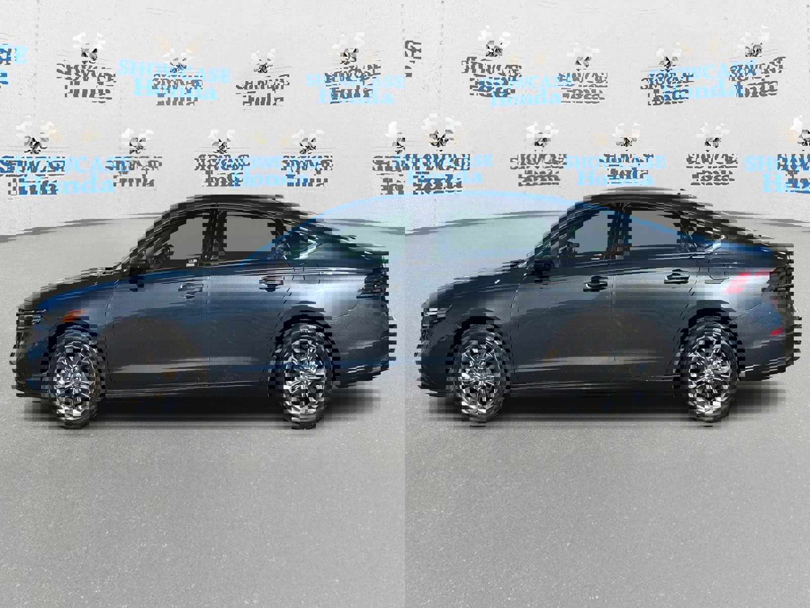 Used 2024 Honda Accord EX image 4