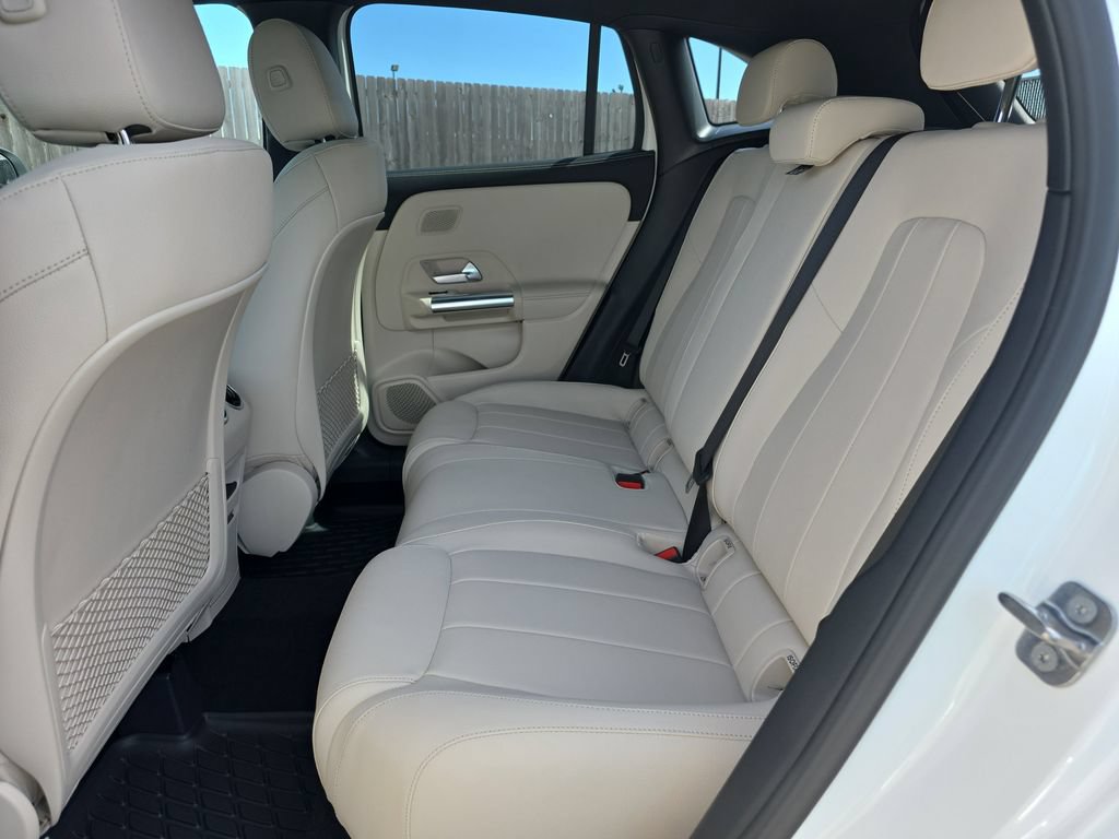 New 2026 Mercedes-Benz GLA 250 4MATIC image 12