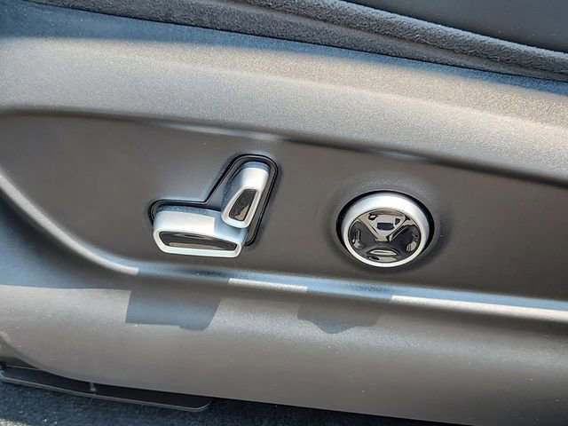 New 2023 Maserati Grecale Trofeo image 8