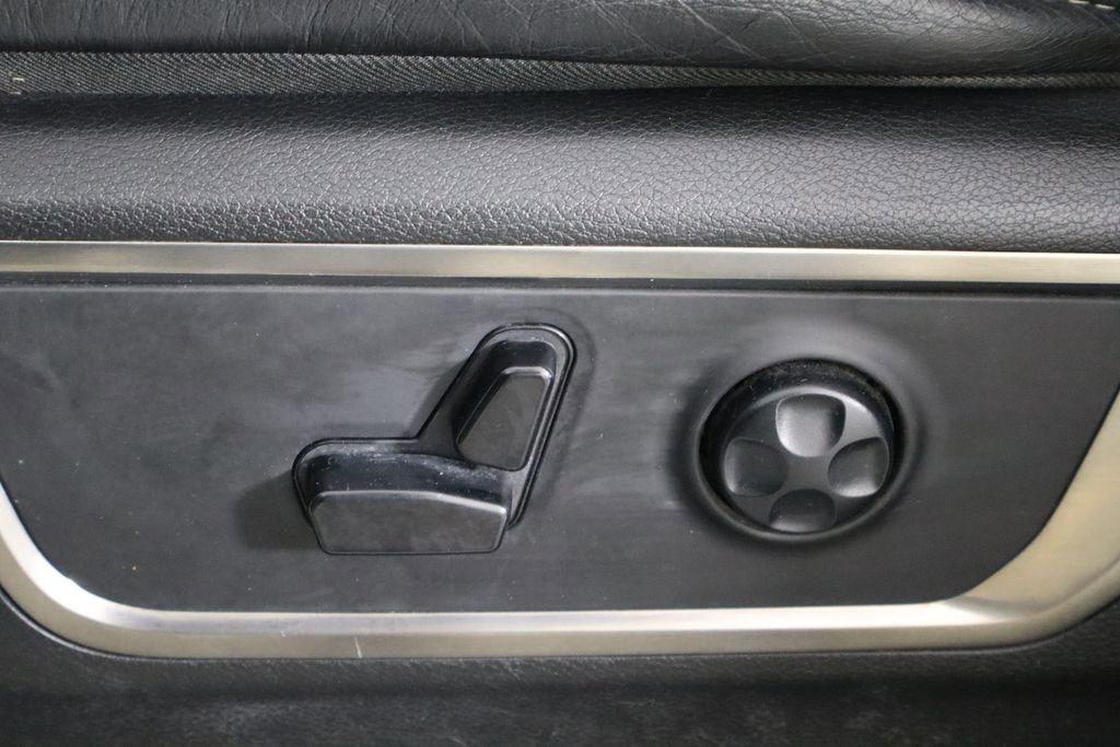 Used 2020 RAM 1500 Limited w/ Body Color Bumper Group AWD/4WD image 23