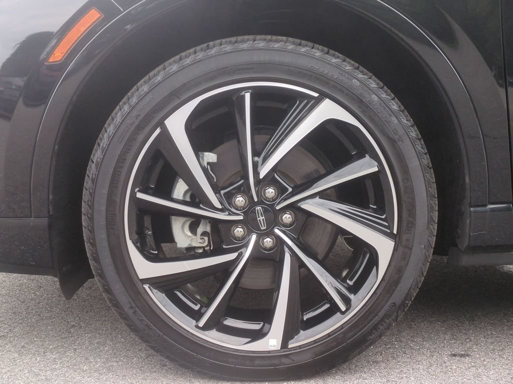 Used 2024 Lincoln Corsair Grand Touring AWD/4WD image 23