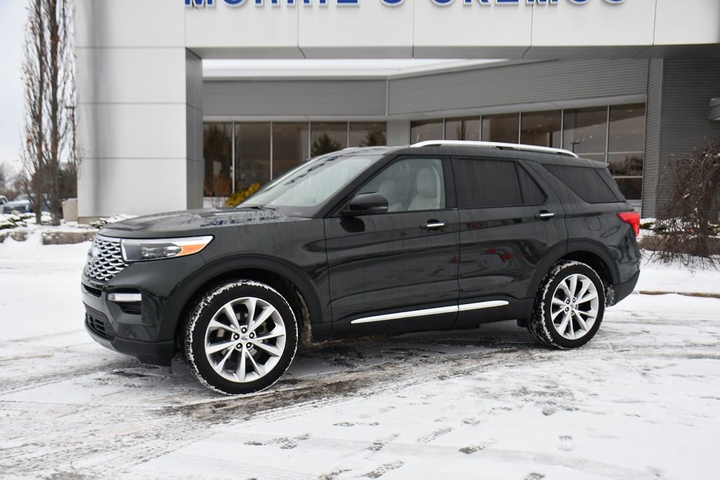 Used 2023 Ford Explorer Platinum w/ Technology Package image 2