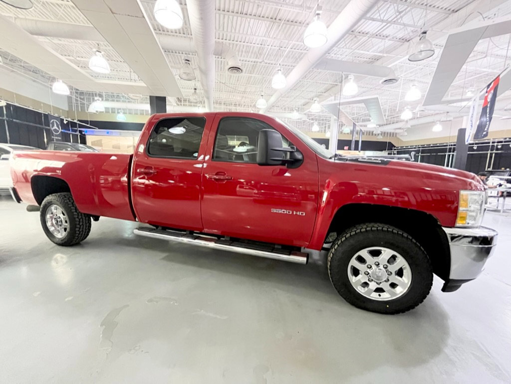 Used 2013 Chevrolet Silverado 3500 LTZ w/ LTZ Plus Package image 10