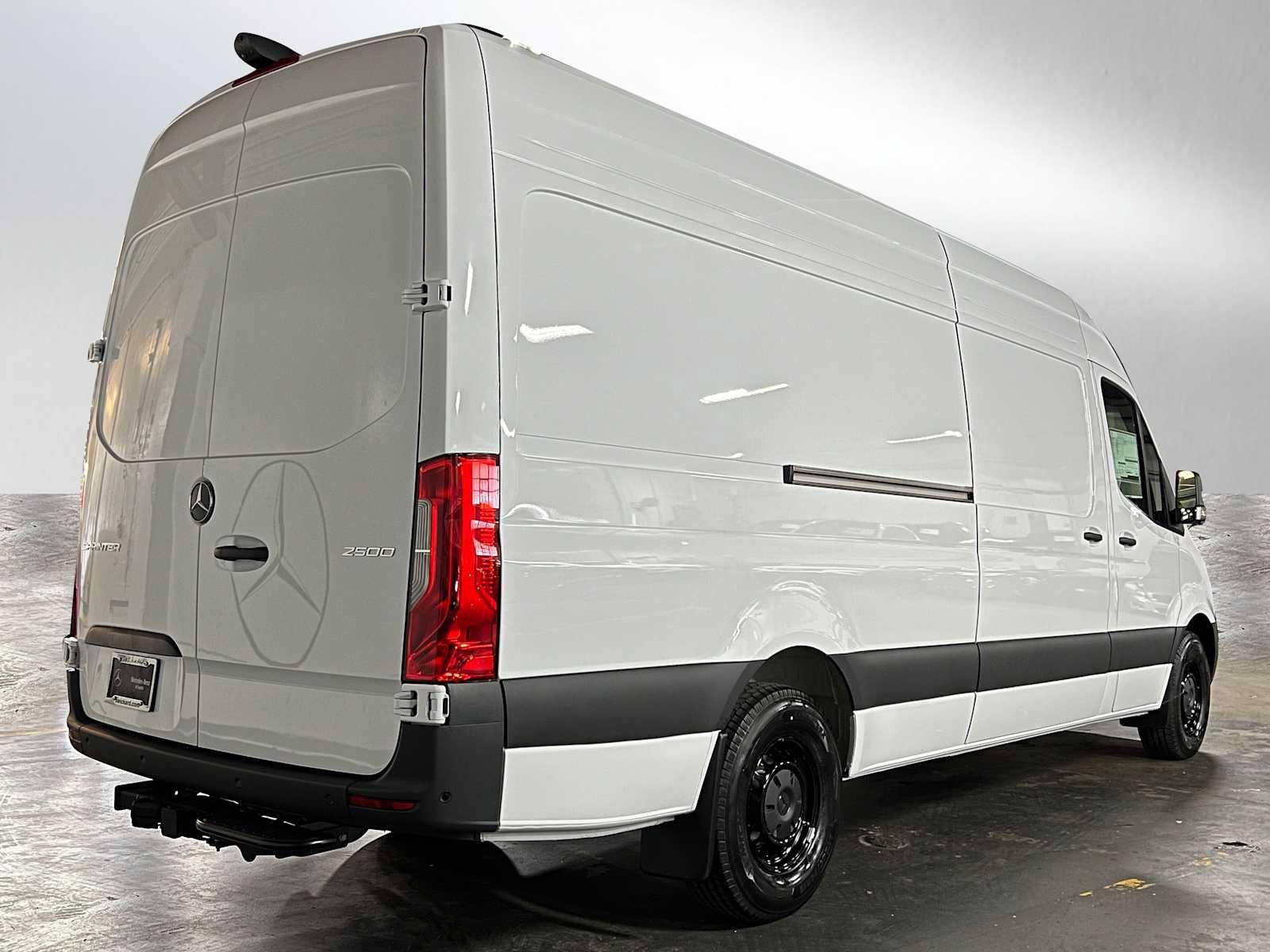 Used 2026 Mercedes-Benz Sprinter 2500 image 3