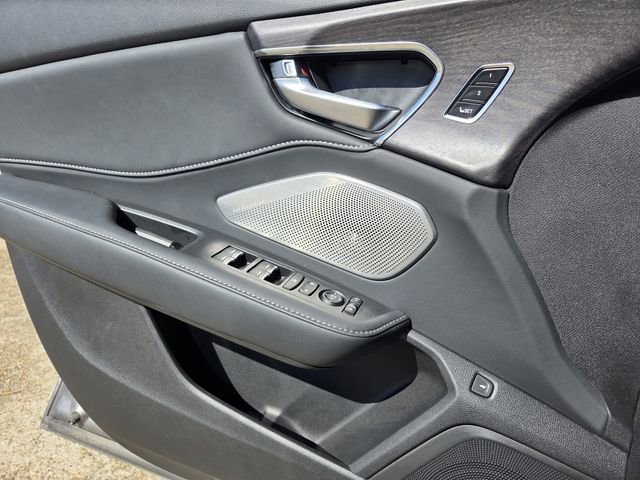 Certified 2025 Acura RDX SH-AWD w/ Advance Package image 17