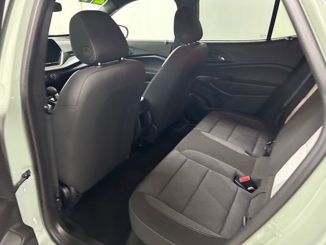 Used 2024 Chevrolet Trax RS image 15