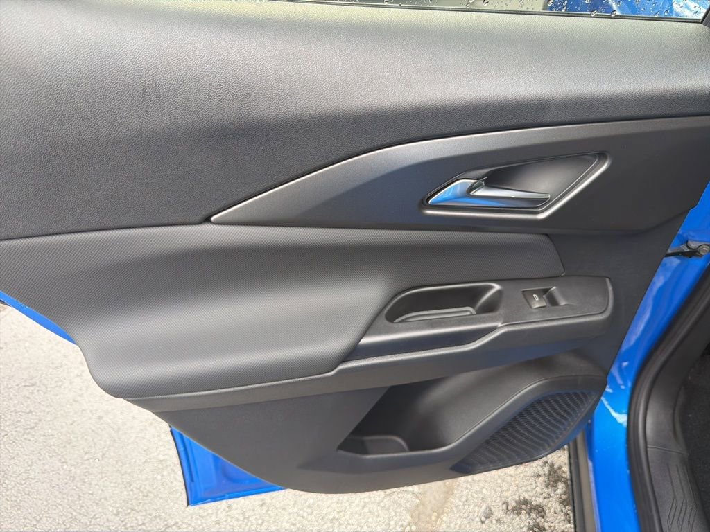 New 2026 Chevrolet Equinox EV LT image 31