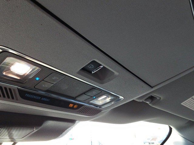 Used 2023 Ford F350 Lariat w/ Chrome Package image 31