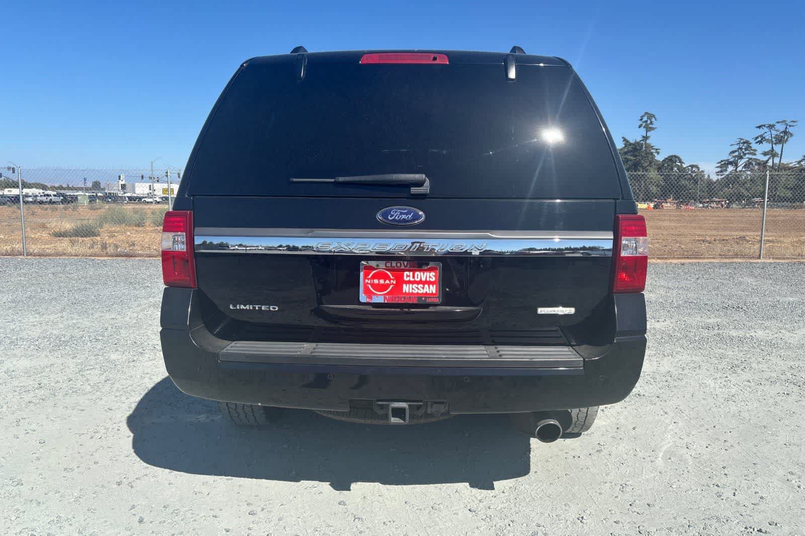 Used 2017 Ford Expedition Limited RWD image 8