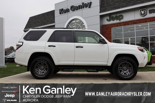 Used 2021 Toyota 4Runner Venture image 1
