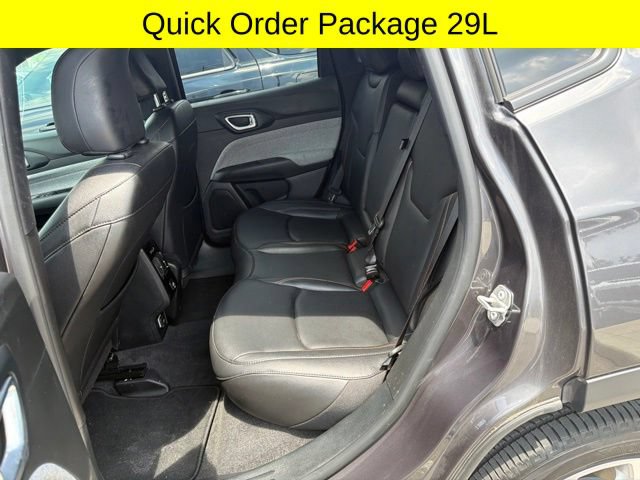 Used 2024 Jeep Compass Latitude AWD/4WD image 7