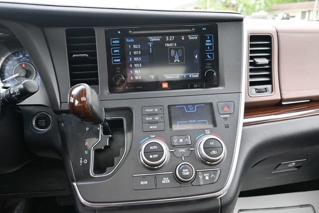 Used 2016 Toyota Sienna Limited Premium AWD/4WD image 36