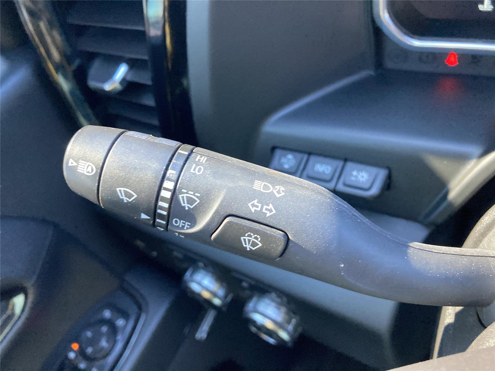 Used 2024 GMC Sierra 2500 AT4 w/ AT4 Premium Plus Package image 23