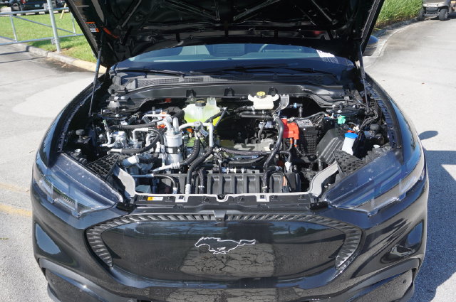 New 2026 Ford Mustang Mach-E Select w/ Comfort Package Lite RWD image 13