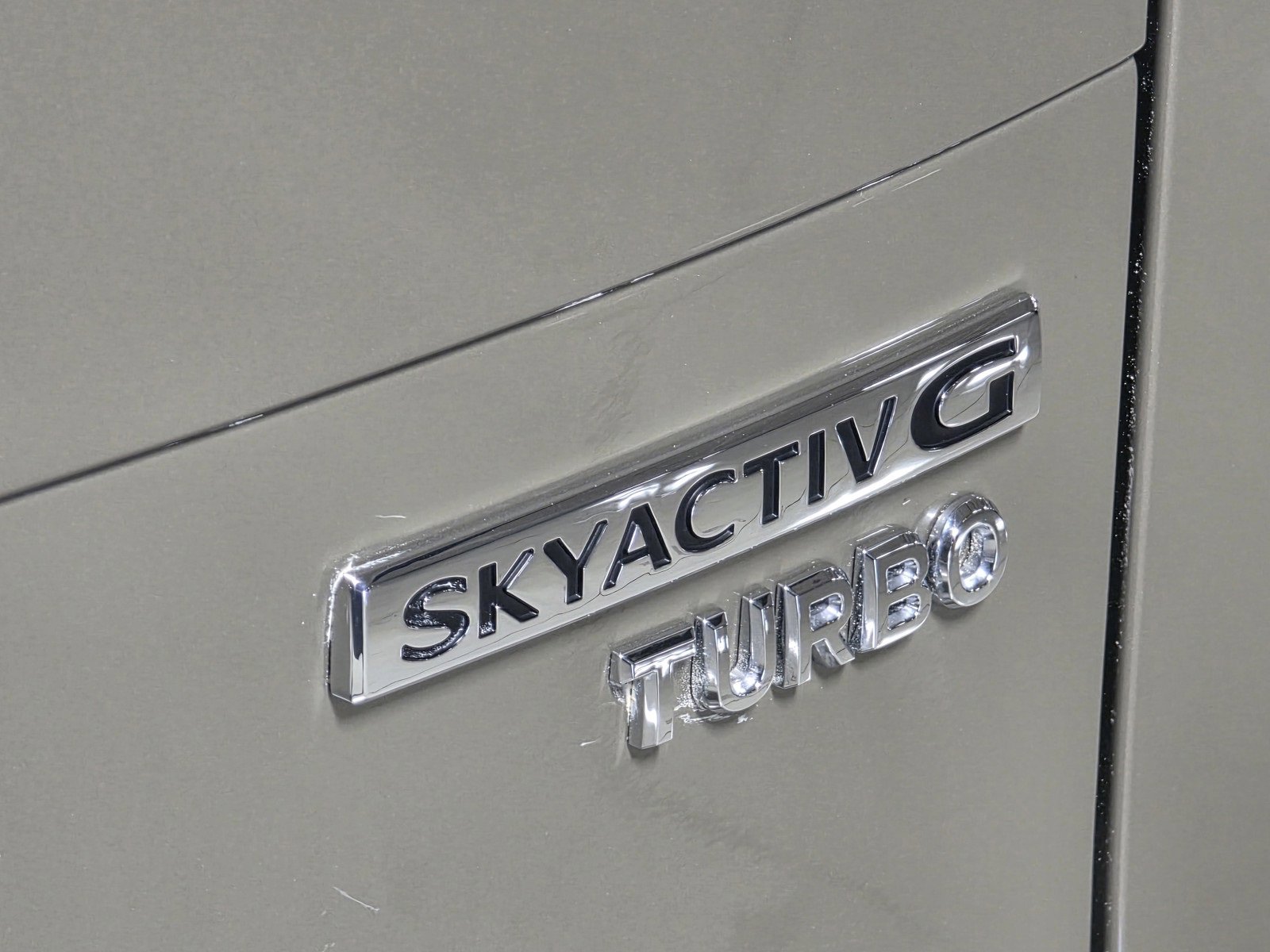 Used 2024 MAZDA CX-50 2.5 Turbo w/ Cargo Package image 13