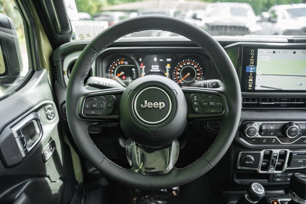 New 2025 Jeep Gladiator Sport AWD/4WD image 30