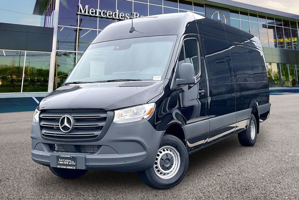 New 2024 Mercedes-Benz Sprinter 3500 image 2