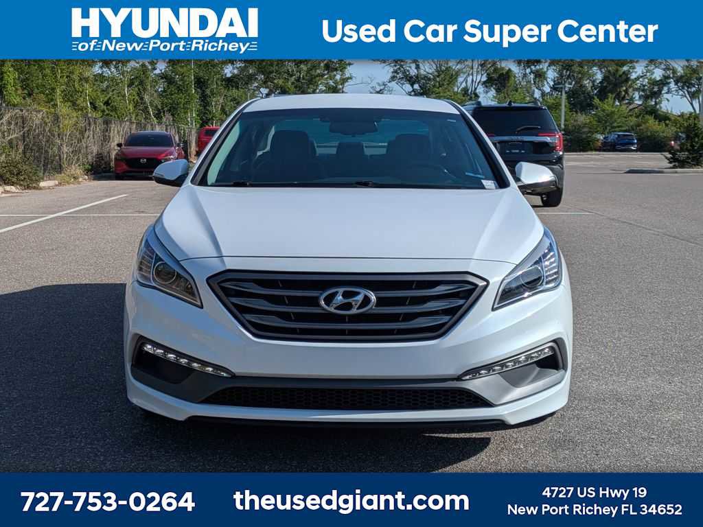 Used 2016 Hyundai Sonata Sport w/ Option Group 02 FWD image 8