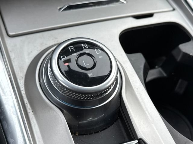 Used 2022 Ford Explorer XLT w/ Equipment Group 202A image 27