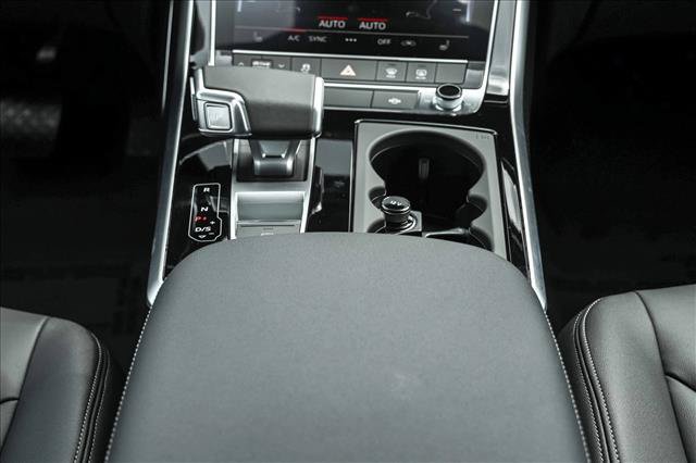New 2026 Audi Q8 Premium AWD/4WD image 20