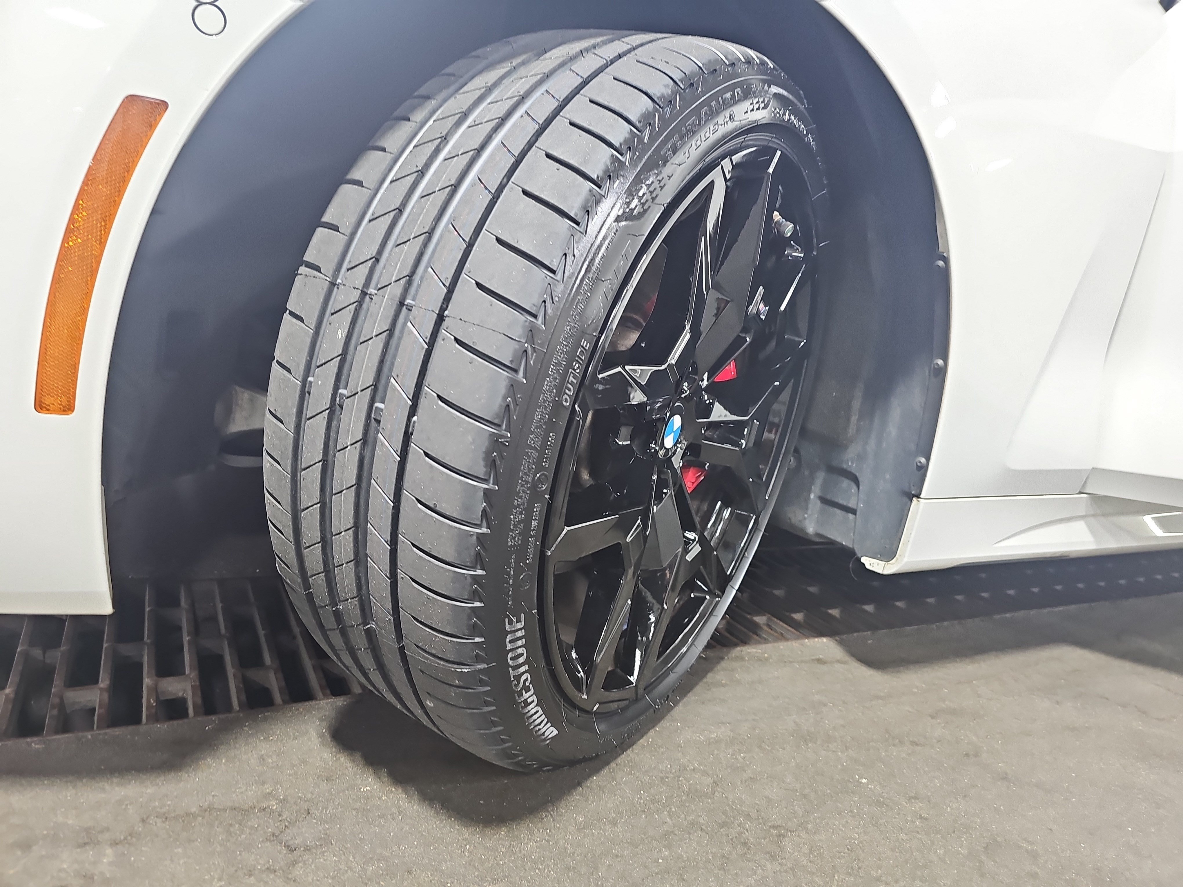 Certified 2025 BMW M440i Coupe w/ Premium Package RWD image 35