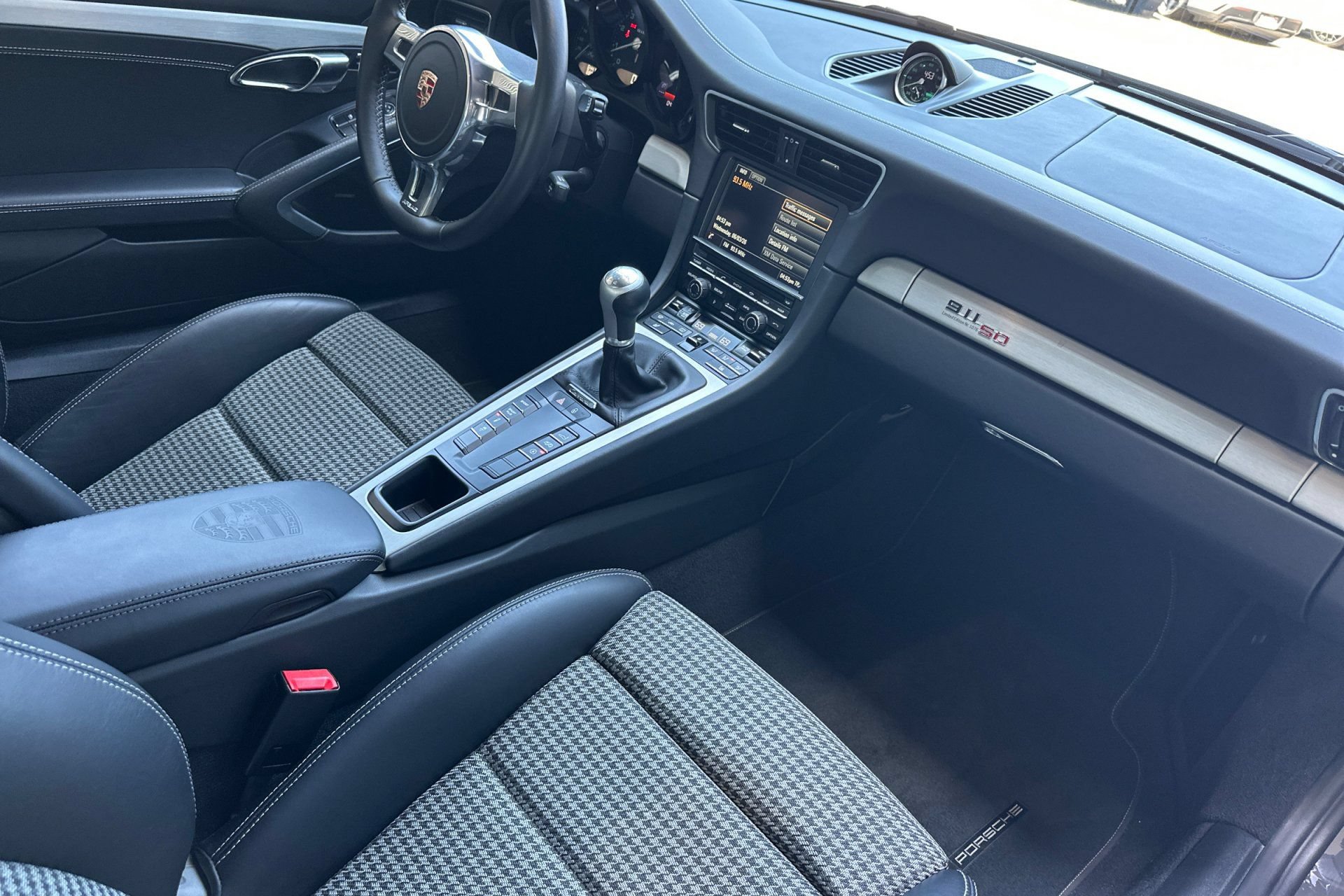 Used 2014 Porsche 911 50th Anniversary Edition RWD image 17