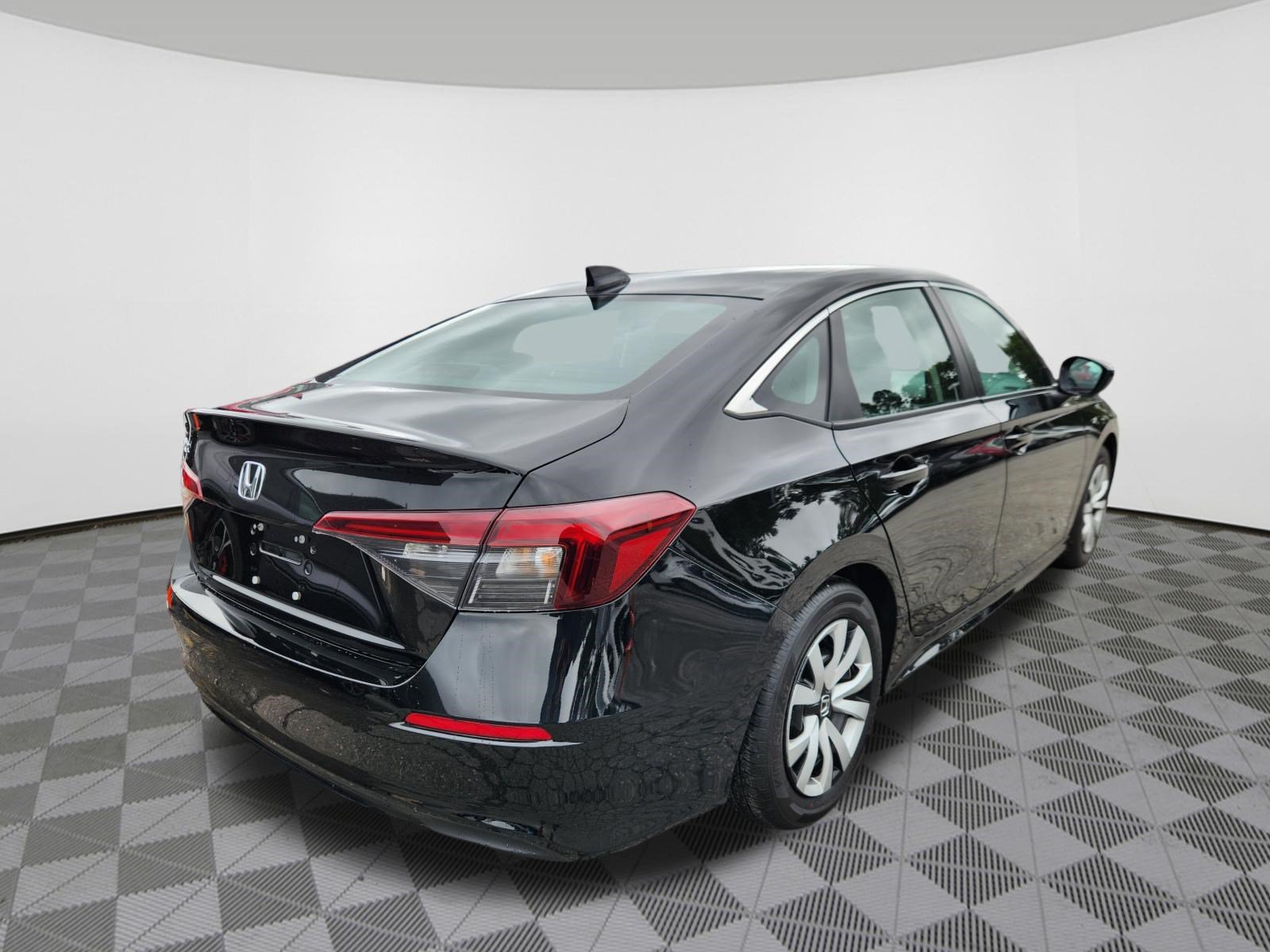 Used 2025 Honda Civic LX image 4