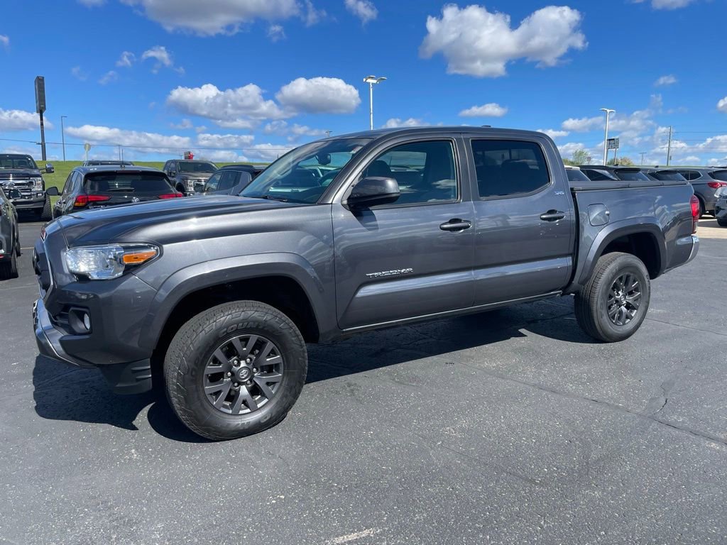 Used 2023 Toyota Tacoma SR5 AWD/4WD image 6